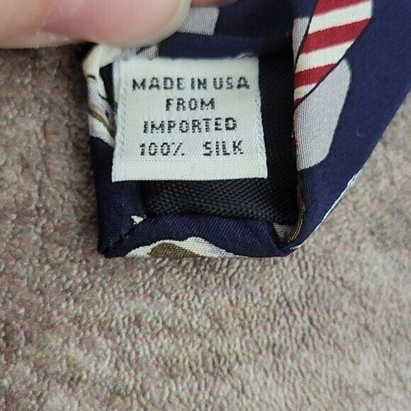 Vicky Davis "Cigar Hound" Dog Print Men's 100% Silk Classic Necktie - Picture 5 of 8